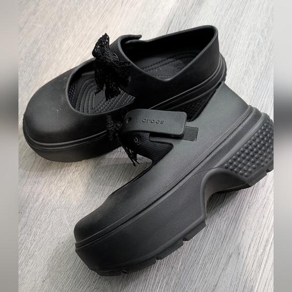 CROCS Shoes - Crocs Stomp Mary Janes W/ Bow Charm Women Size 9 Black Goth Coquette